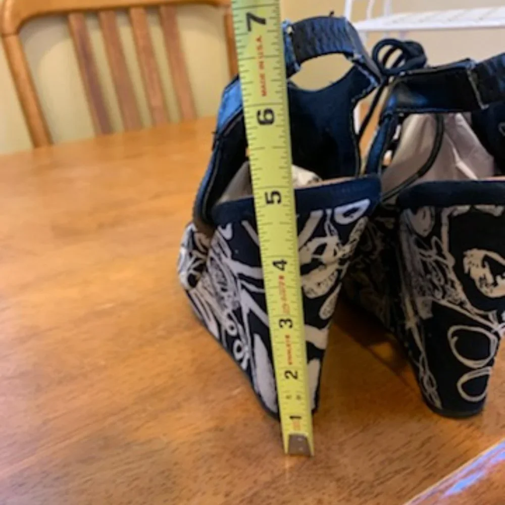 BC Footwear Sugar Rush Wedges - Picture 11 of 15